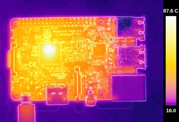 Термосъёмка Raspberry Pi 3 показала температуру 101ºC - 1