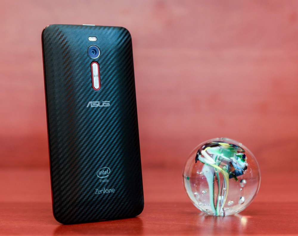 Обзор смартфона ASUS ZenFone 2 Deluxe Special Edition - 12