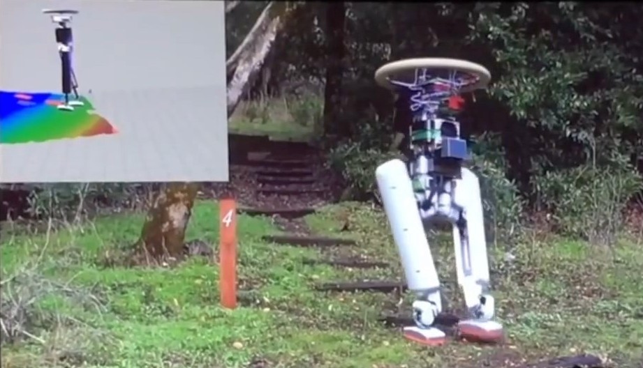 Двуногий робот Schaft носит тяжести по лестнице. Грузчикам пора искать новое занятие - 2