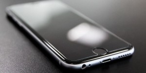 ФБР заплатило хакерам более $1,3 млн за взлом iPhone - 1