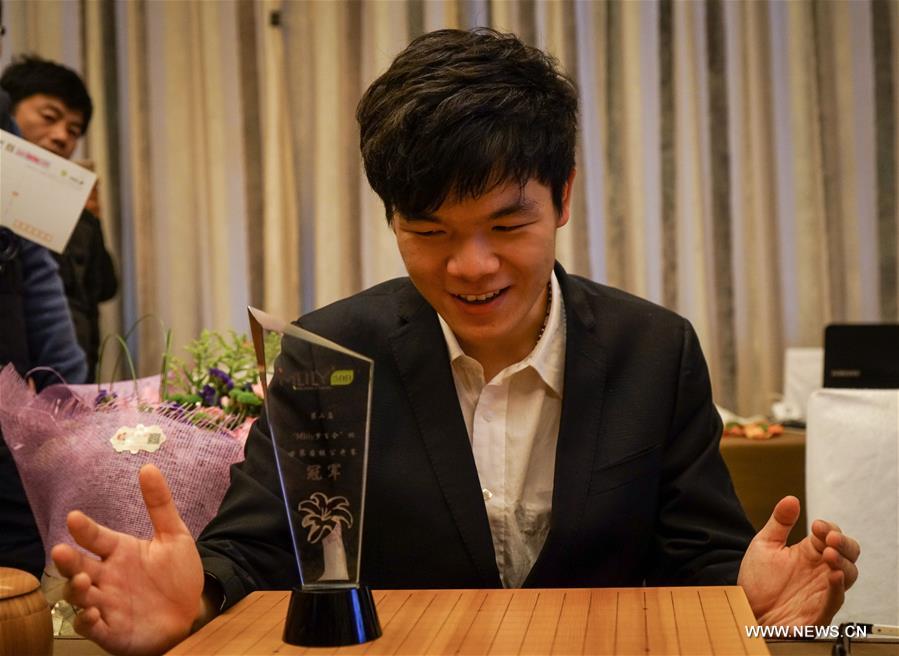 AlphaGo сыграет в го с чемпионом из Китая Кэ Цзе - 1