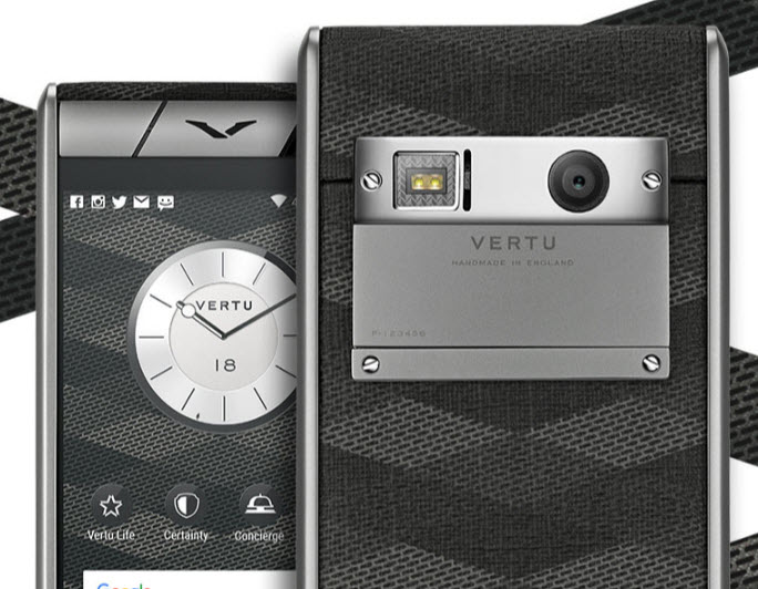 Корпус смартфона Vertu Aster Chevron выполнен с использованием титана и ткани 
