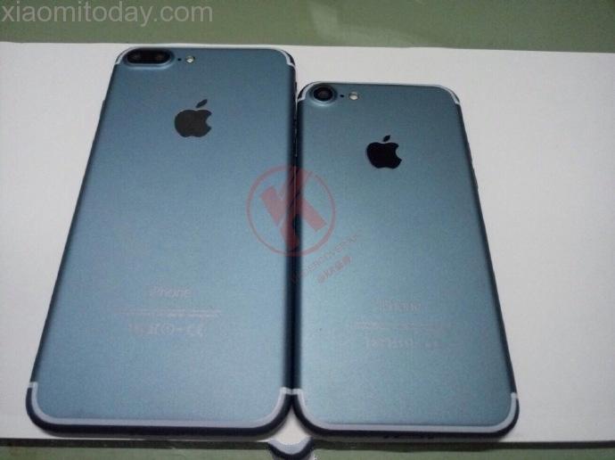 Фотография демонстрирует смартфон iPhone 7 Pro в цвете Navy Blue со сдвоенной камерой, но без разъема Smart Connector