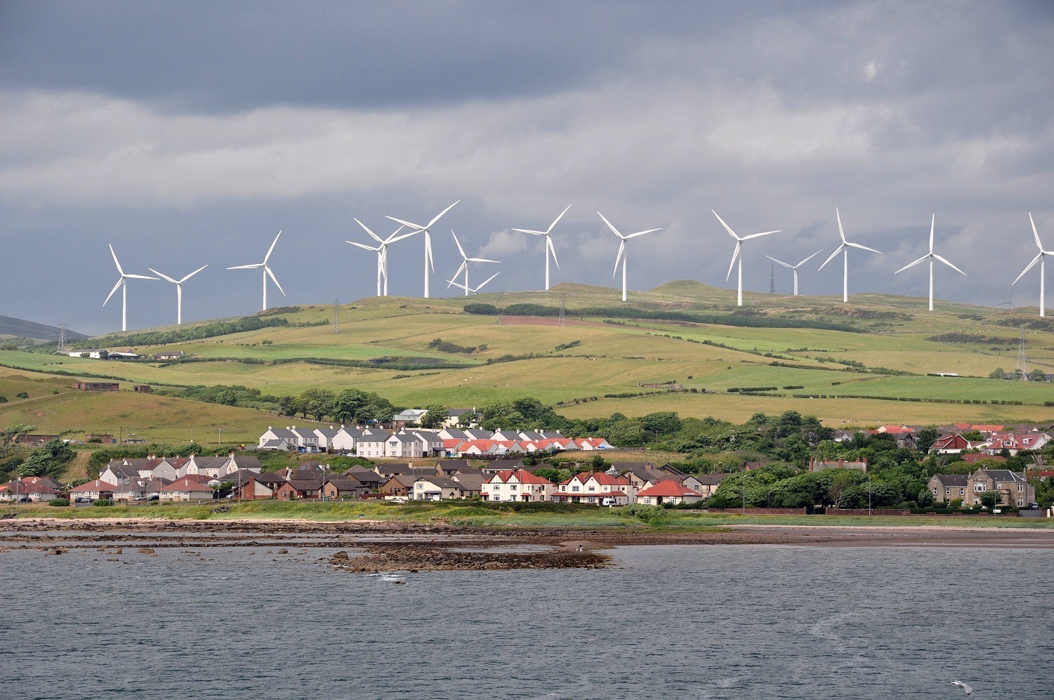 Ветряки Шотландии сгенерировали 106% необходимого электричества - 1