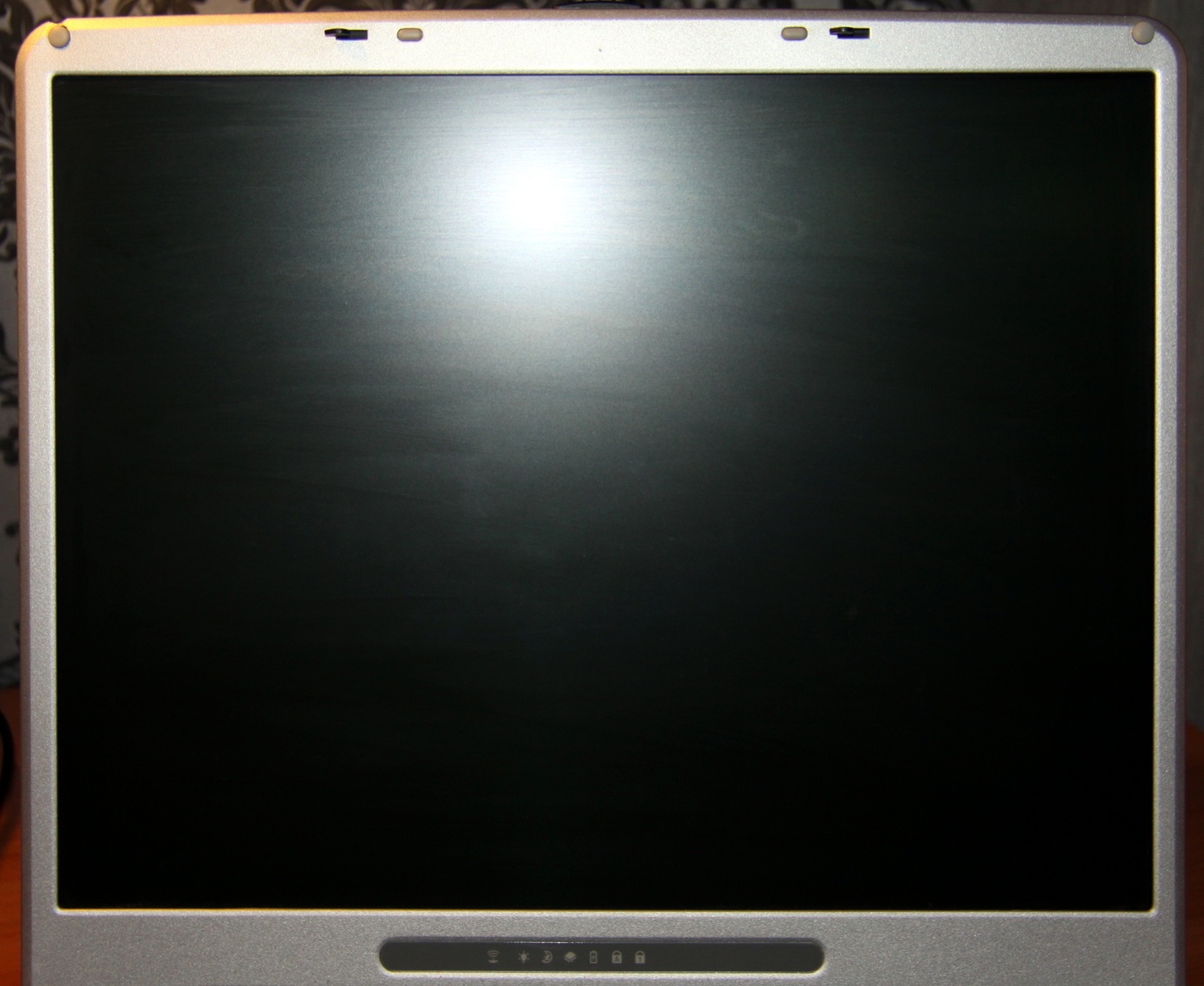 Обзор отечественного ноутбука iRU Brava-4215COMBO, выпущенного в 2004 году (Часть 1) - 10