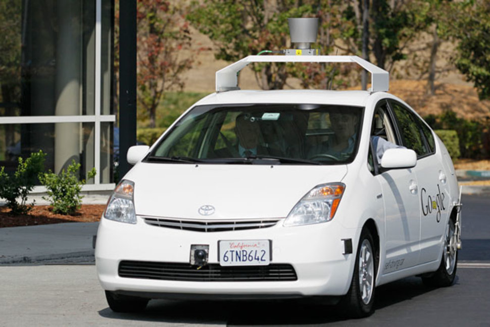 Робомобили Google все еще не готовы к массовому появлению на дорогах. Почему? - 1