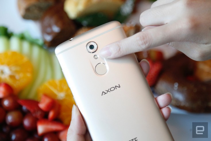 Смартфон ZTE Axon 7 mini оснастили SoC Snapdragon 617