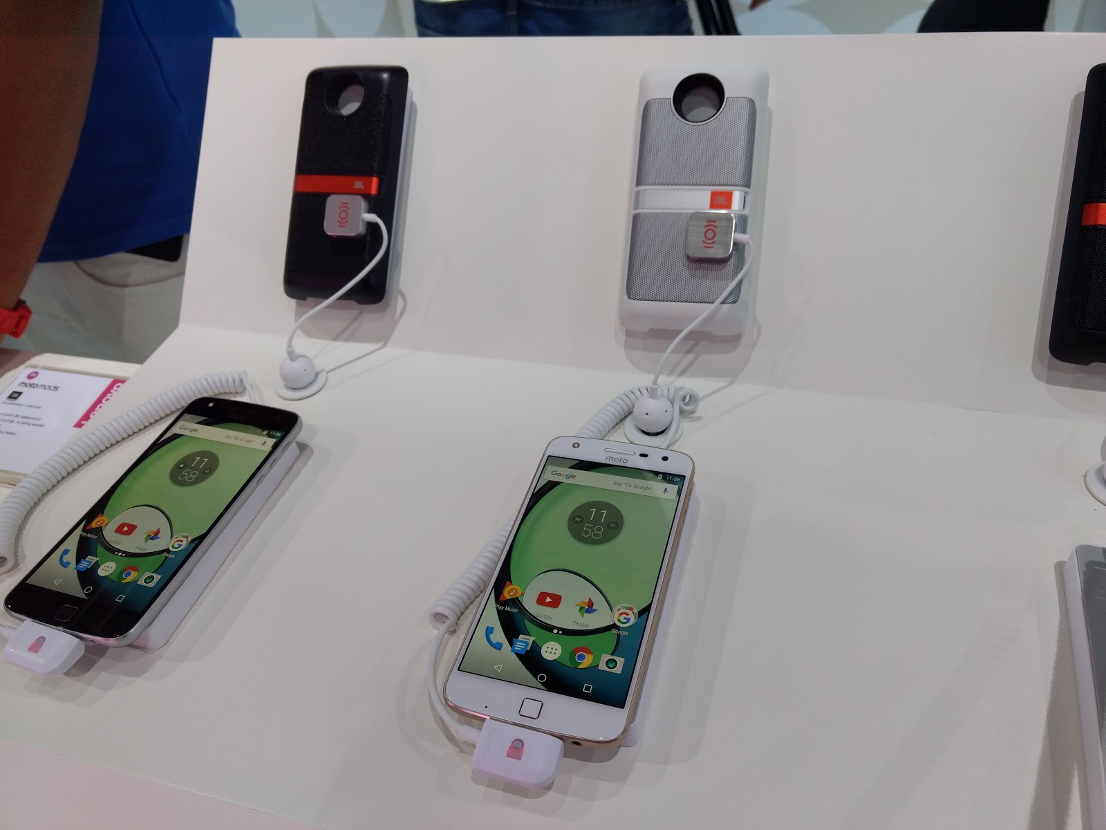 Moto Z Play — первый вгляд на модульный смартфон - 6