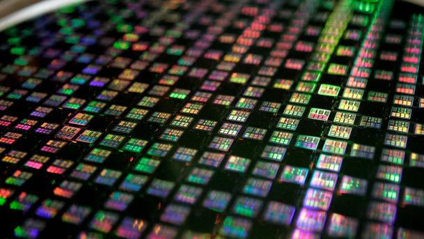 Intel занимает 14,7% рынка полупроводниковой продукции
