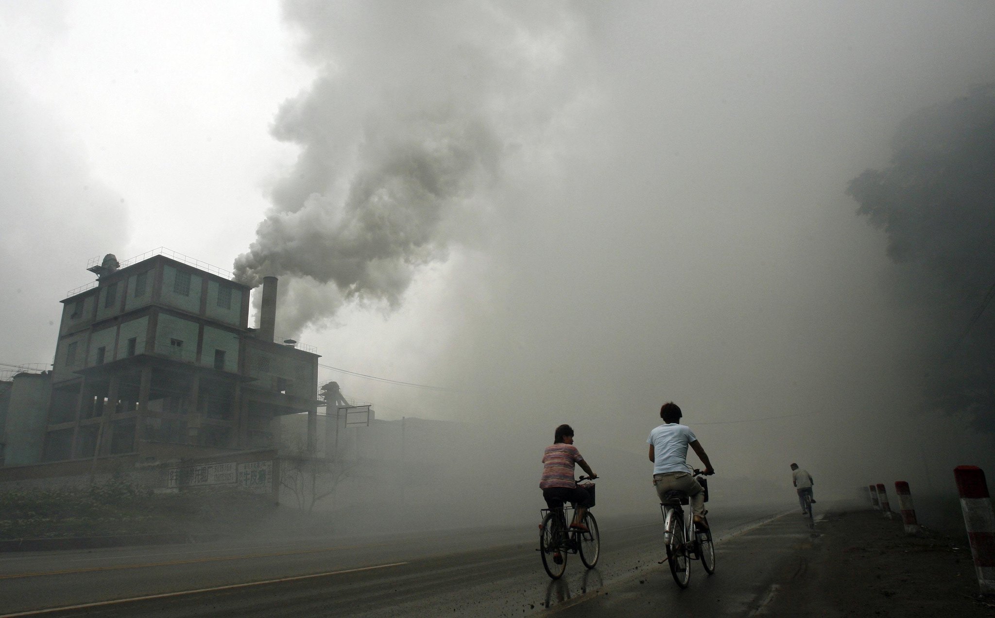 ВОЗ: 92% населения Земли вдыхает воздух с повышенным уровнем загрязняющих веществ - 1