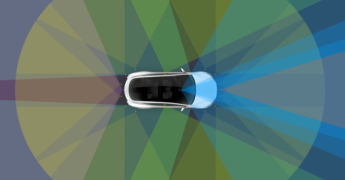 Tesla Motors презентовала новый улучшенный автопилот - 1