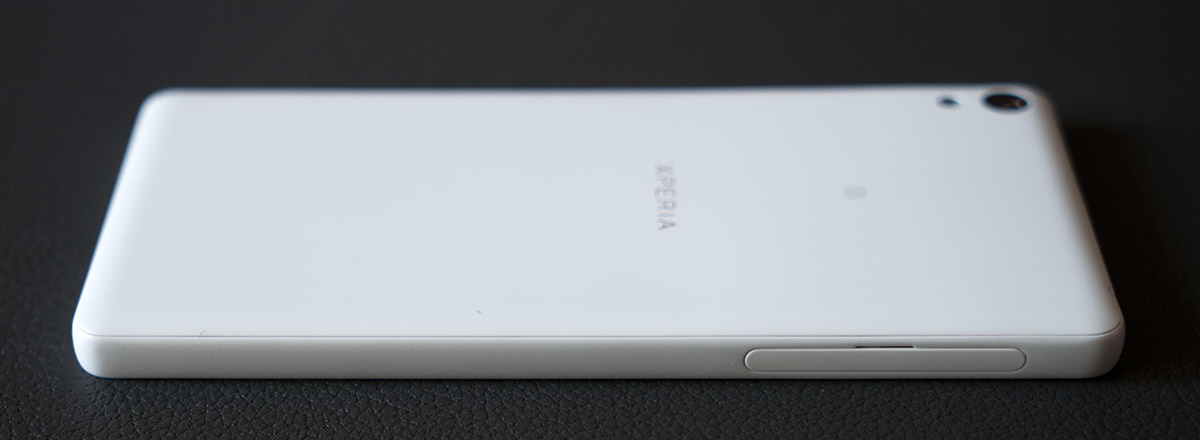 Обзор смартфона Sony Xperia E5. Симпатичный и недорогой - 3