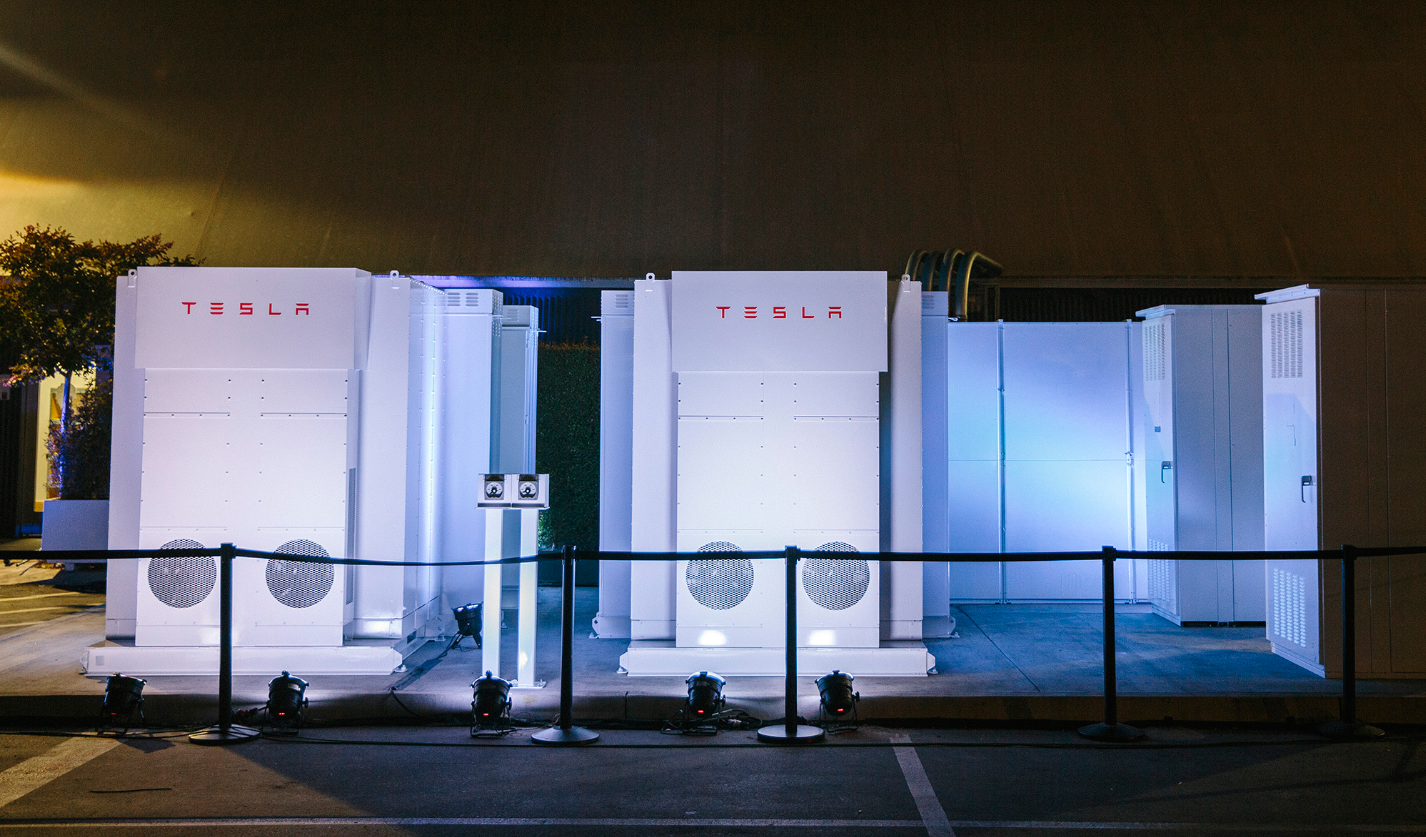 Накануне презентации компания Tesla Motors предоставила некоторые детали о новых Powerpack 2 - 1