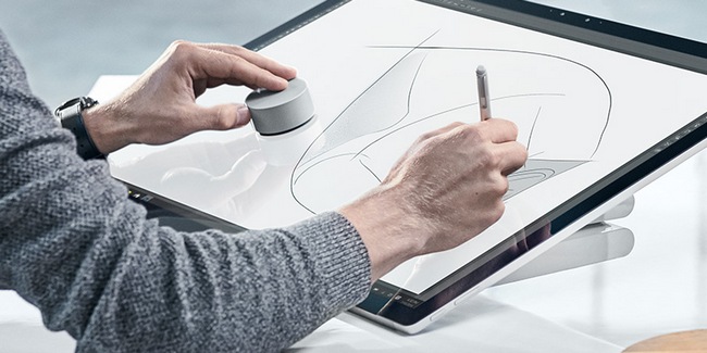 Новый контроллер Surface Dial частично совместим с любым ПК и планшетом на базе Windows 10