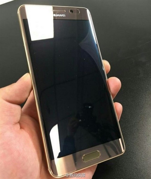Смартфон Huawei Mate 9 Pro похож на аппараты Samsung