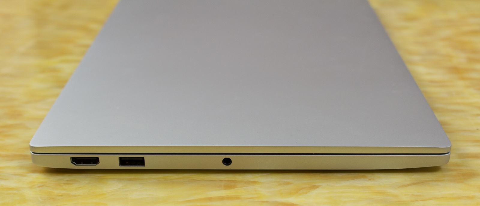 Xiaomi Mi Air 13 Laptop — еще один отличный китайский ноутбук, совершенно непохожий на Macbook - 5