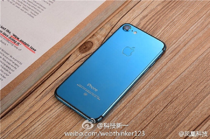 Опубликованы изображения смартфона iPhone 7 в цвете Blue Shade - 2