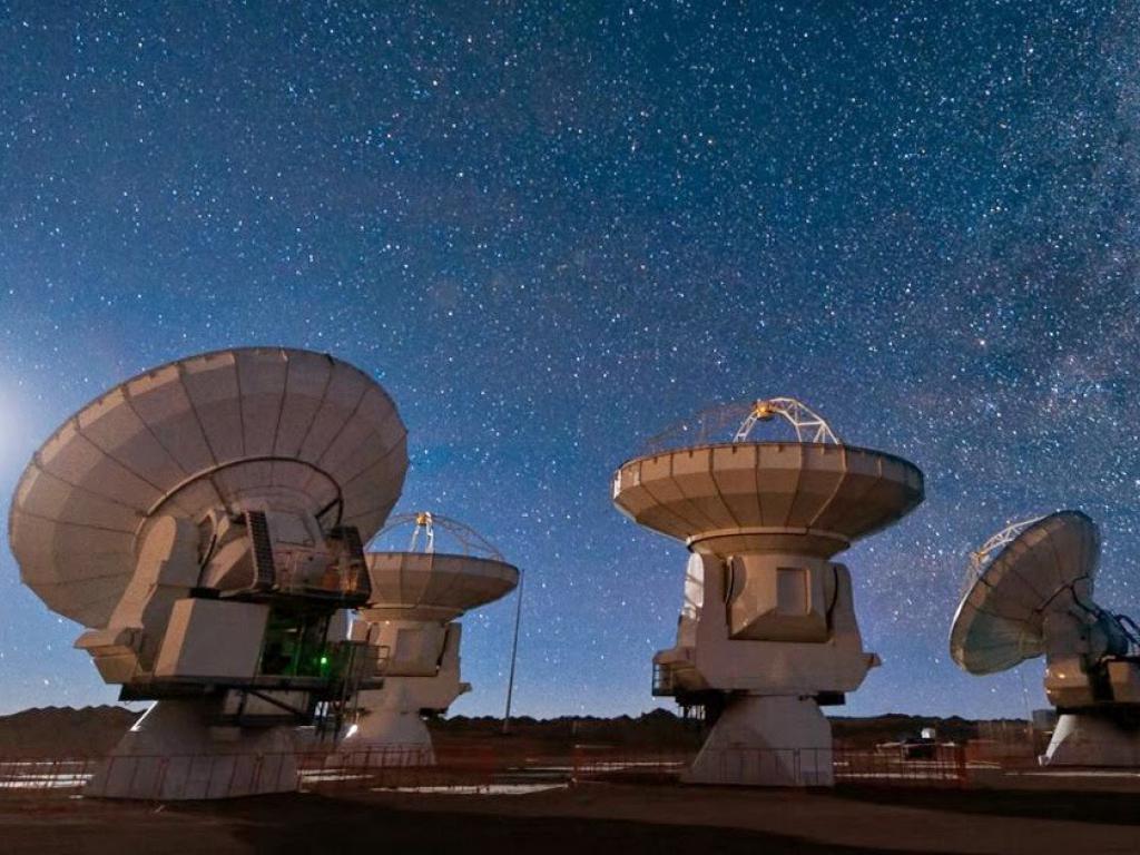 Астрономы уточнили местоположение источника повторяющихся быстрых радиовсплесков - 2