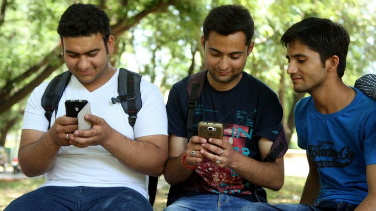Аналитики Counterpoint оценили рынок мобильных телефонов Индии 