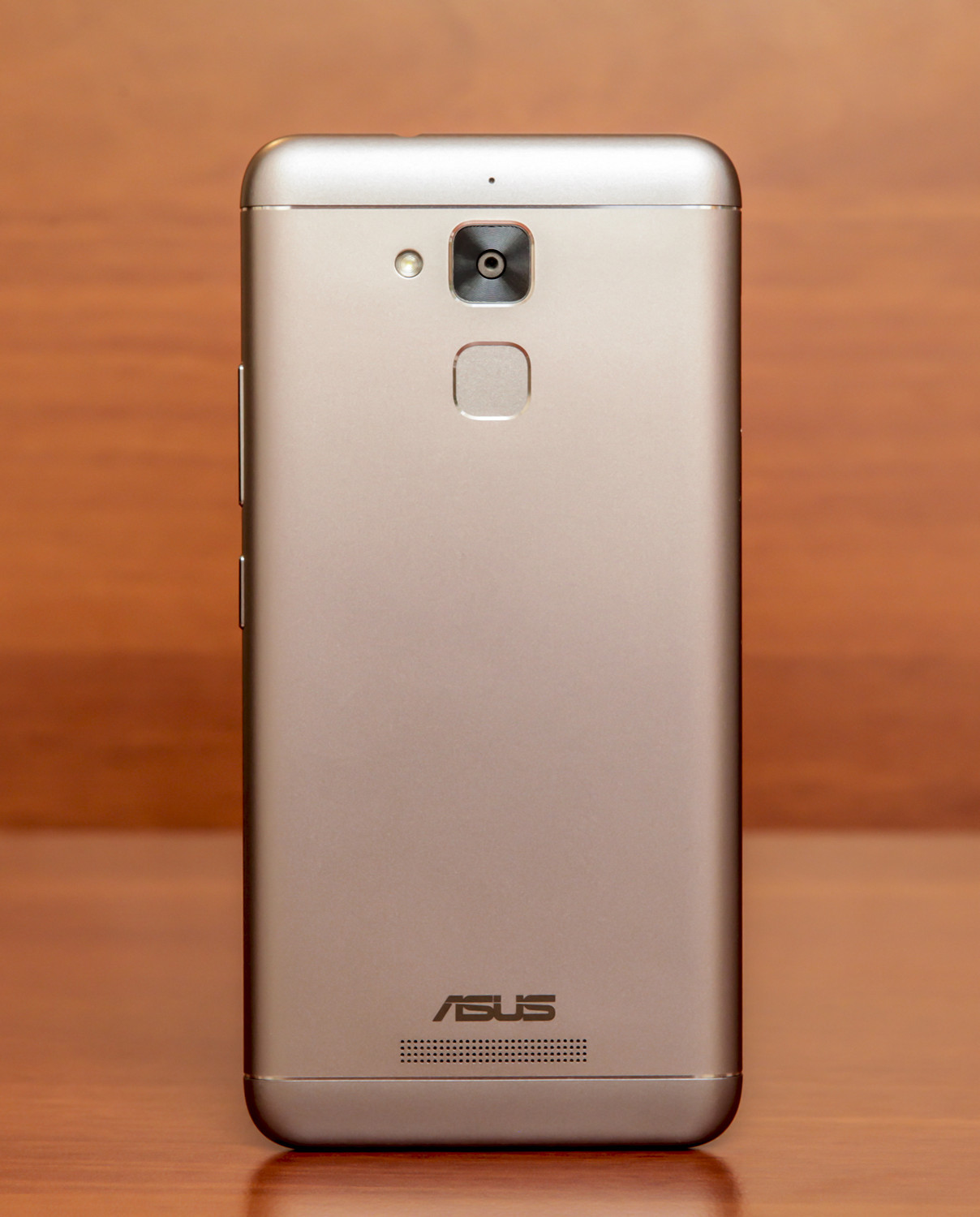 Обзор смартфона ASUS ZenFone 3 Max - 10