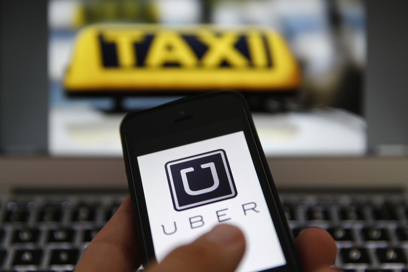 Роспотребнадзор оштрафовал Uber на 100 тыс. рублей - 1