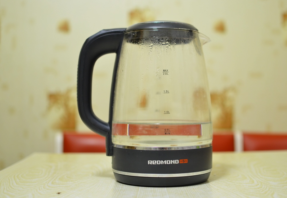 Умный чайник с разноцветной подсветкой: обзор REDMOND SkyKettle G200S - 7