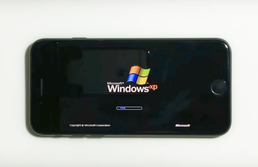 Windows XP запустили на смартфоне Apple