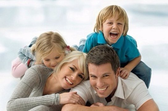 Психологи рассказали, какую семью можно называть счастливой