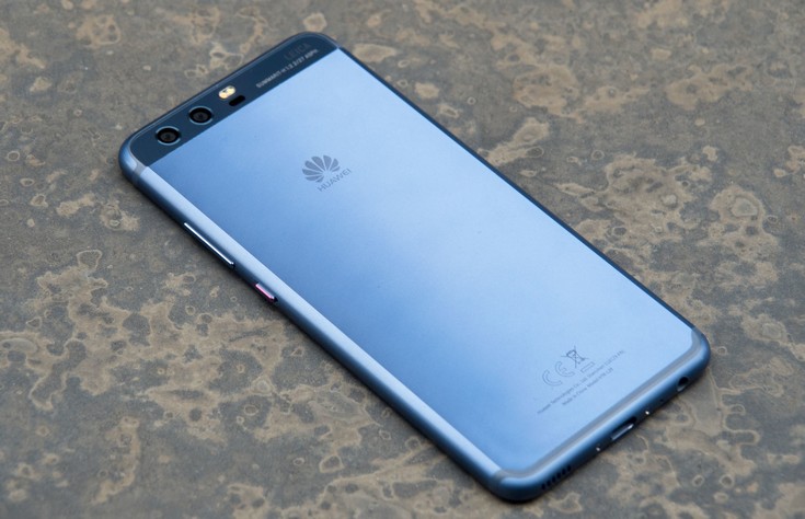 Huawei ведёт переговоры с AT&T