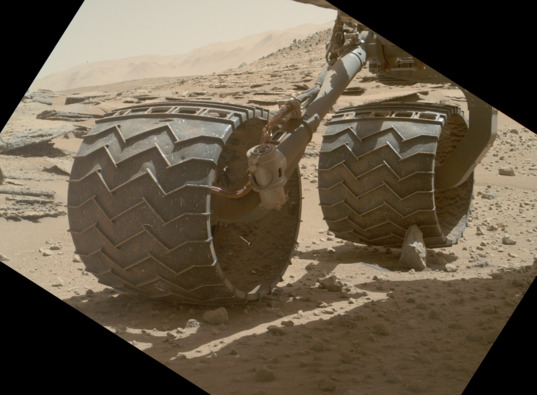Разрушение колёс Curiosity пока не угрожает миссии марсохода - 5