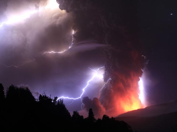 Удивительные вулканические молнии - 19