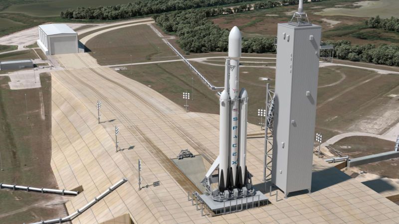 Компания SpaceX провела испытания центрального блока ракеты Falcon Heavy - 1