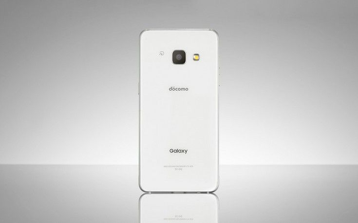 Samsung представила немного необычный смартфон Galaxy Feel