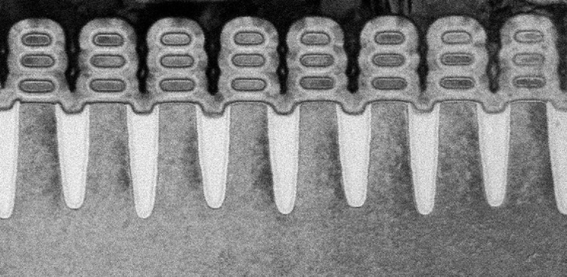 Компания IBM представила первый в мире 5-нанометровый чип - 2