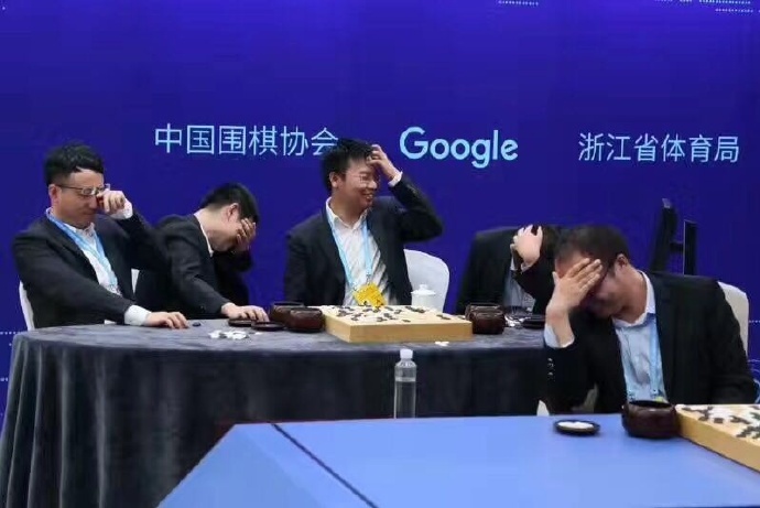 AlphaGo против Кэ Цзе: оценки профессиональных игроков в го - 1