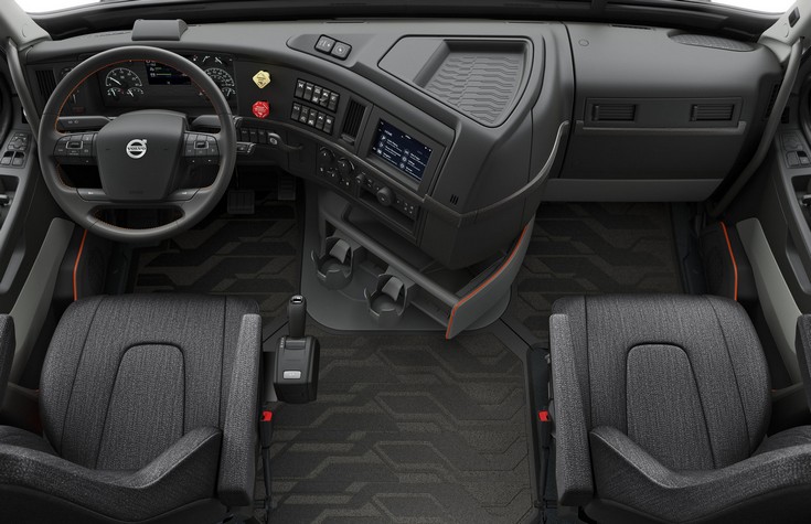 Грузовики Volvo VNL оснащены системой с Apple CarPlay