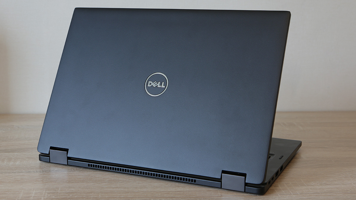 Dell Latitude 5289: долгоиграющий и компактный ноутбук-транcформер - 2