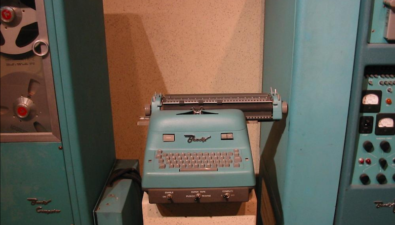 Первые персональные вычислительные машины: LPG-30, Bendix G-15 - 15