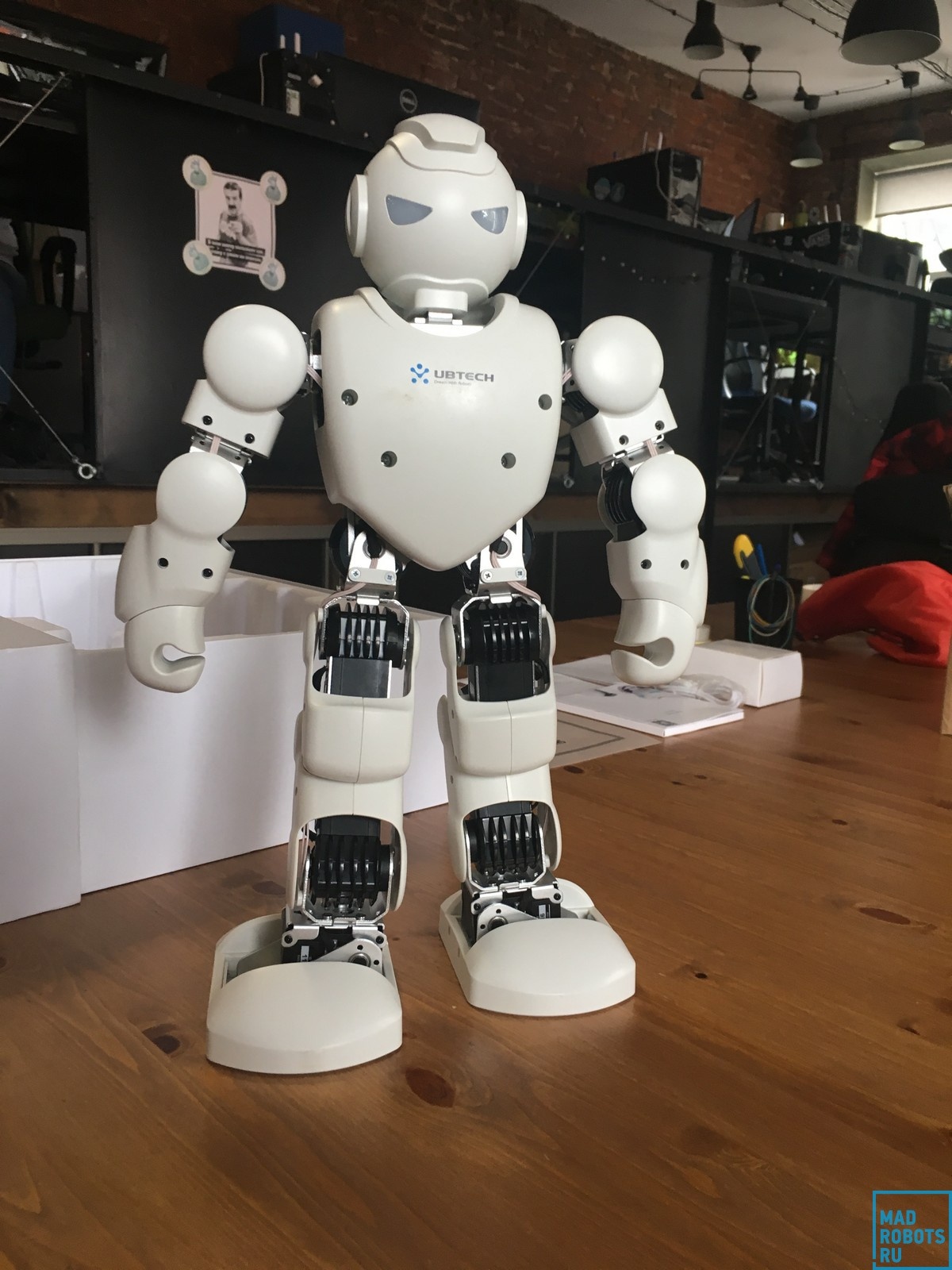 UBTECH Alpha1 Pro — программируемый робот для детей от 8 до 150 - 5