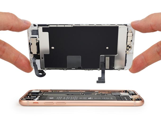 iPhone 8: вялые продажи, 6 баллов по шкале ремонтопригодности iFixit - 4