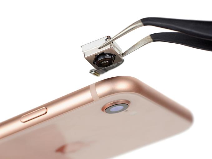 iPhone 8: вялые продажи, 6 баллов по шкале ремонтопригодности iFixit - 5