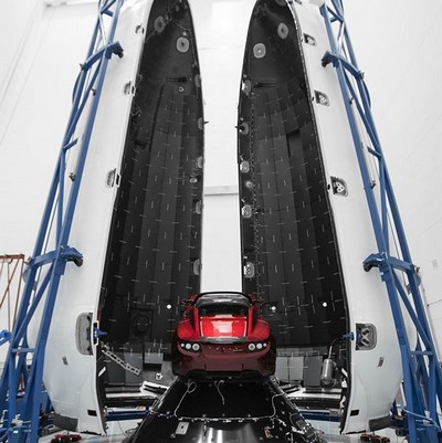 Он не шутил — SpaceX готовится запустить Tesla Roadster на Марс - 1