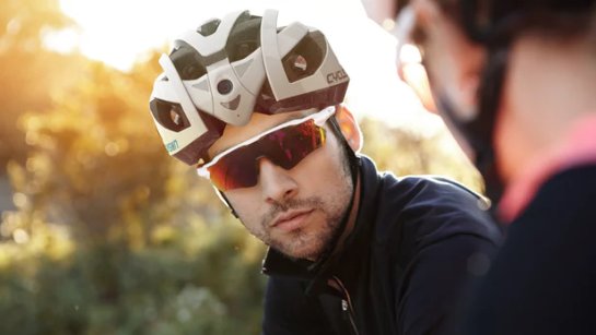 Австралийский стартап Cyclevision продемонстрировал новый шллем Edge