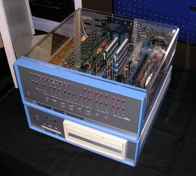 Эмоциональная история процессоров для первых компьютеров с 70-х до начала 90-х - 1