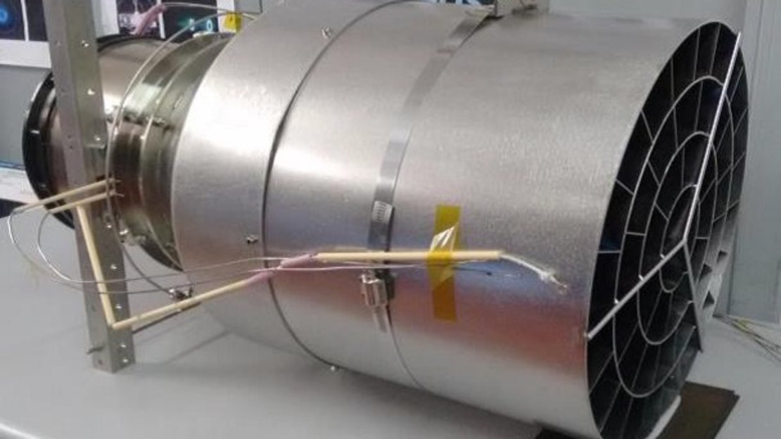 ESA провело испытания ионного двигателя, работающего на воздухе - 6