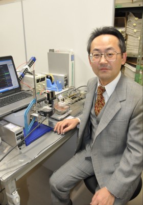 Японский профессор разработал резину, которая накапливает энергию света и механических вибраций - 1