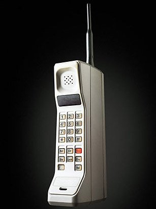 Сегодня исполняется 45 лет первому мобильному телефону