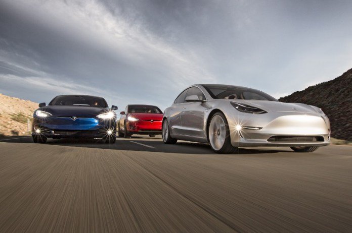 Tesla смогла нарастить производство автомобилей на 40% - 1