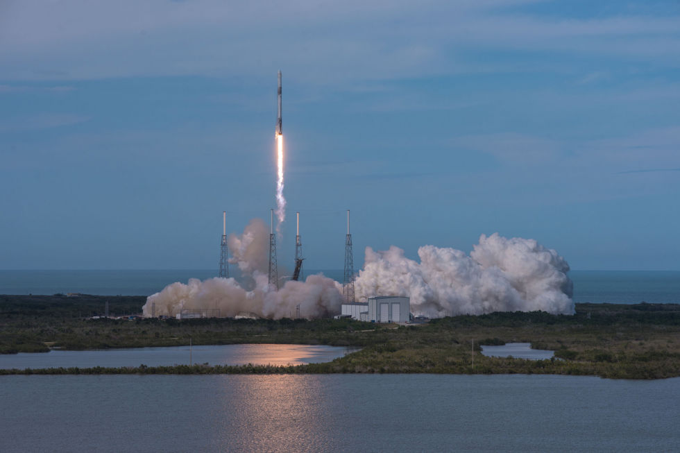 SpaceX достигла рекордной частоты пусков ракет: один раз в две недели - 1