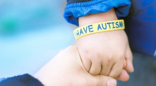 Ученые поняли, почему у аутистов возникают припадки